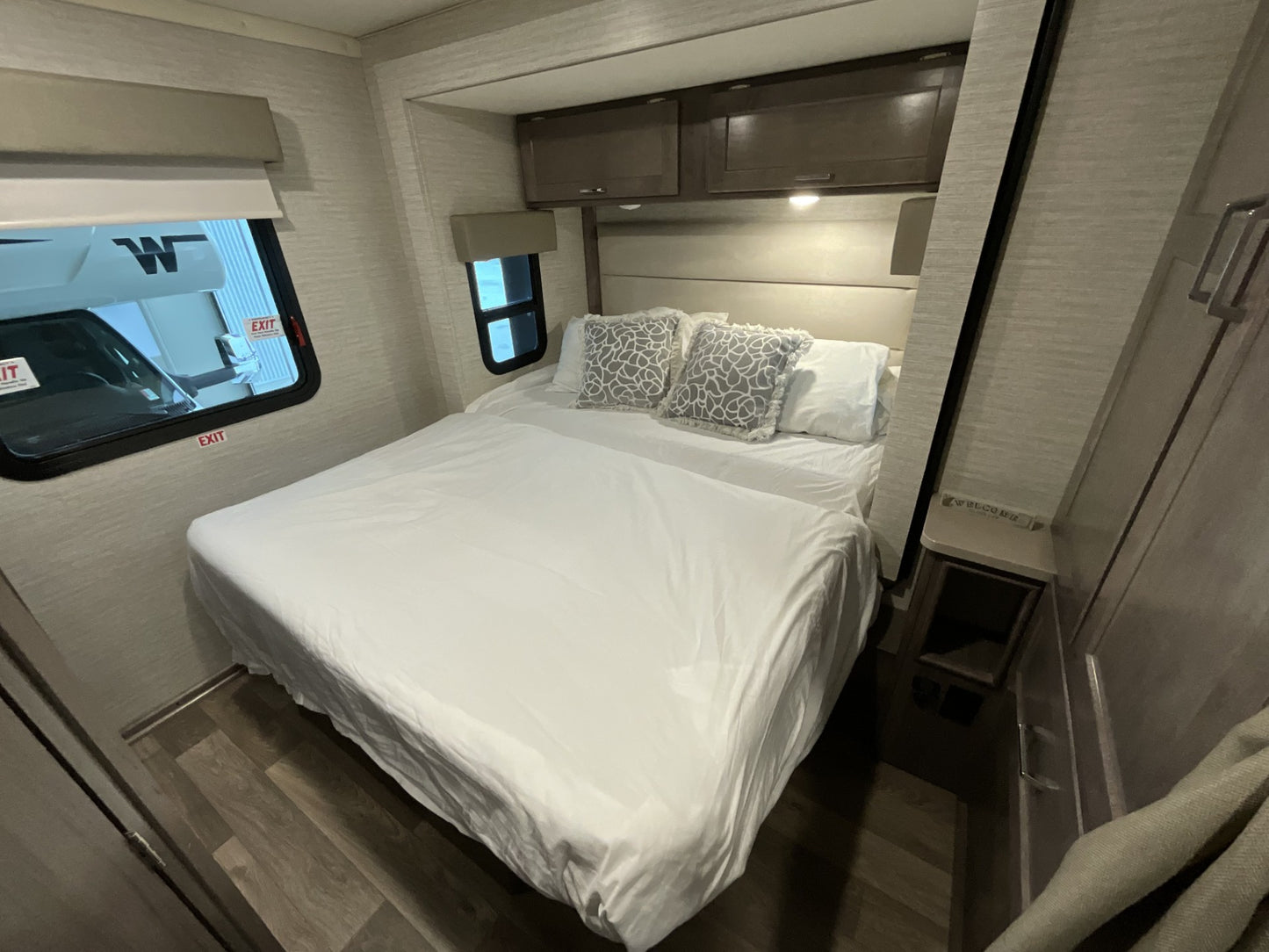 2023 Winnebago Minnie Winnie 22M