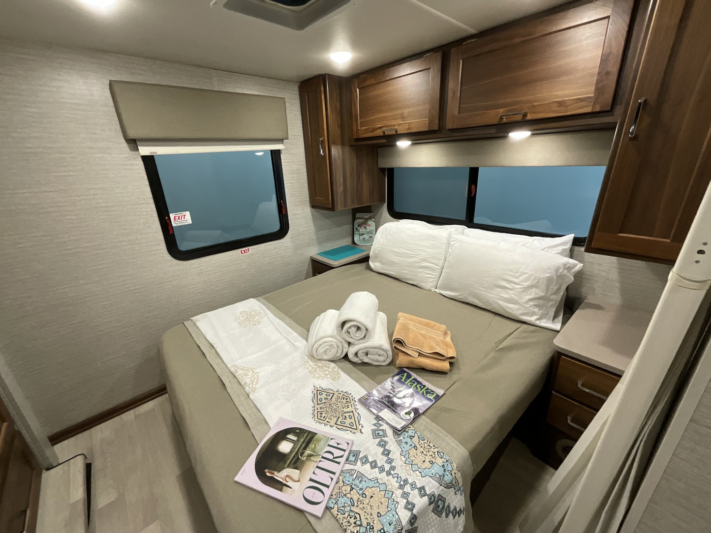 2023 Winnebago Minnie Winnie 31H Bunkhouse