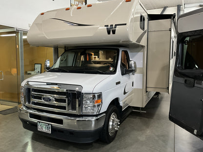 2023 Winnebago Minnie Winnie 31K