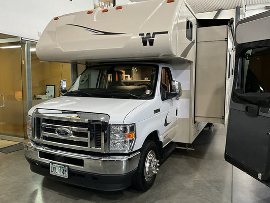 2023 Winnebago Minnie Winnie 31K