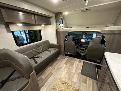 2023 Winnebago Minnie Winnie 31K