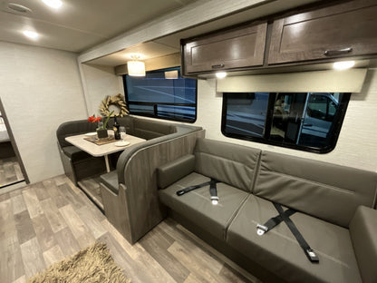 2023 Winnebago Minnie Winnie 31K