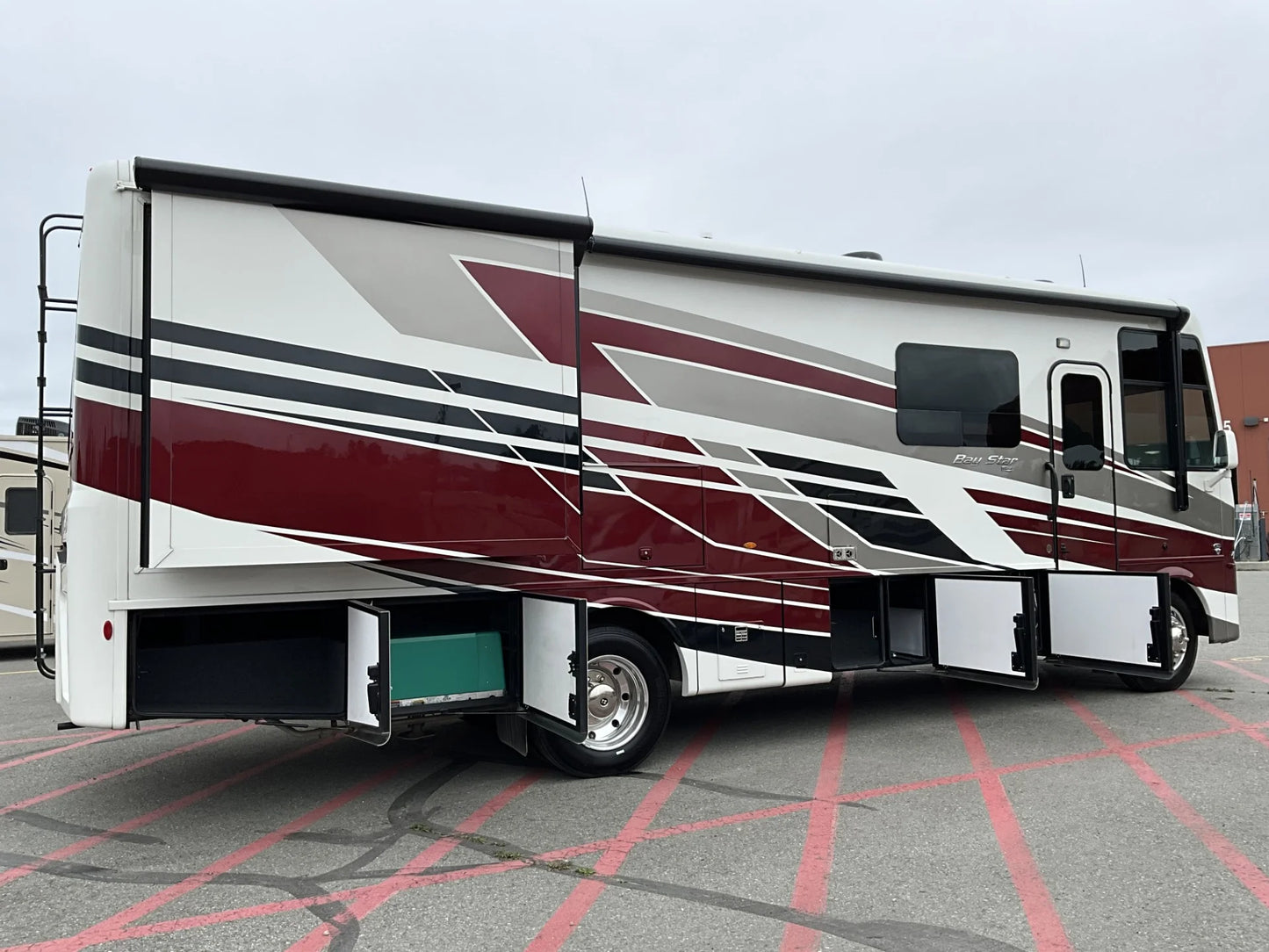 2026 Newmar Baystar 3114