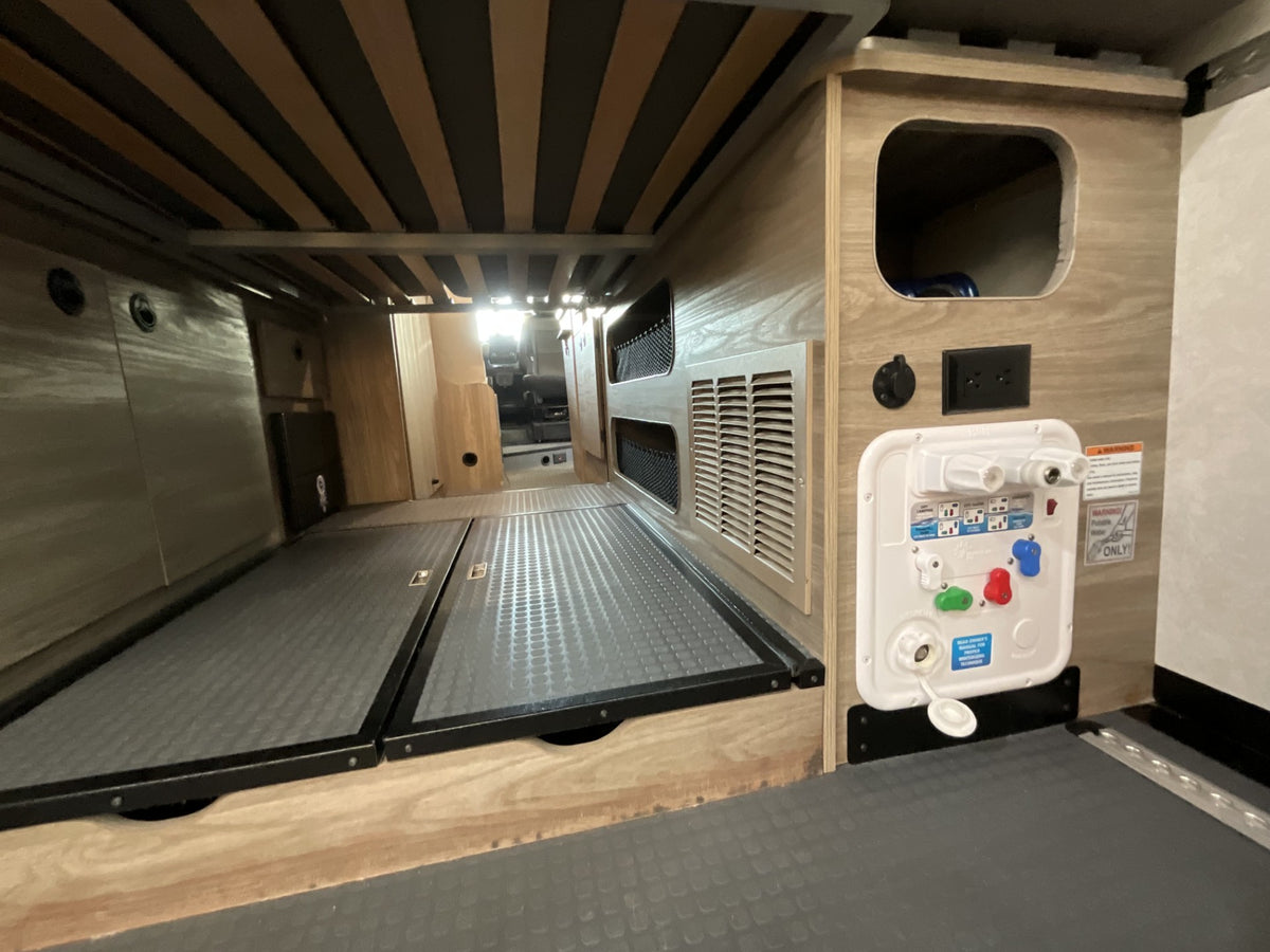 2025 Winnebago Solis 59PX