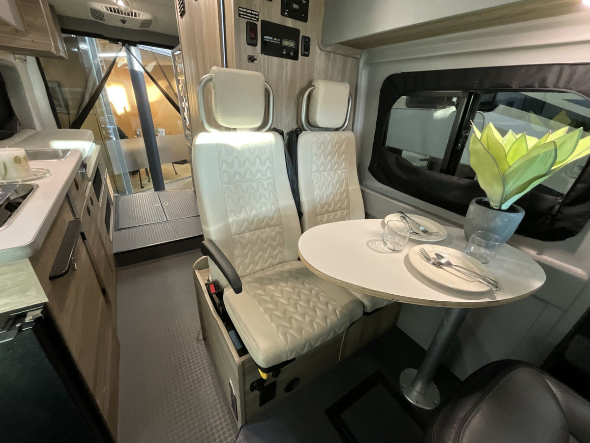 2025 Winnebago Solis 59PX
