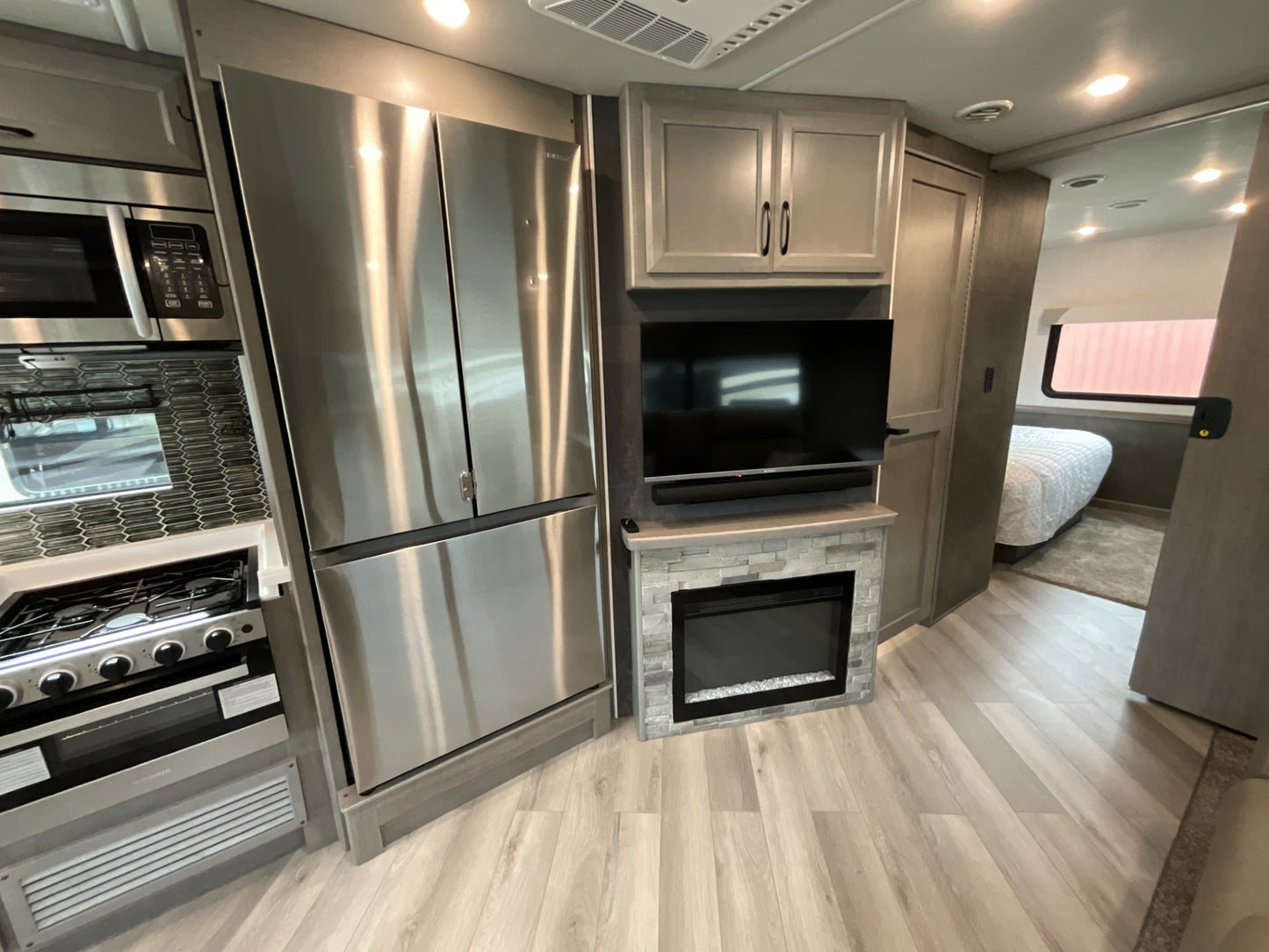 2024 Fleetwood Bounder 33C Trade-In