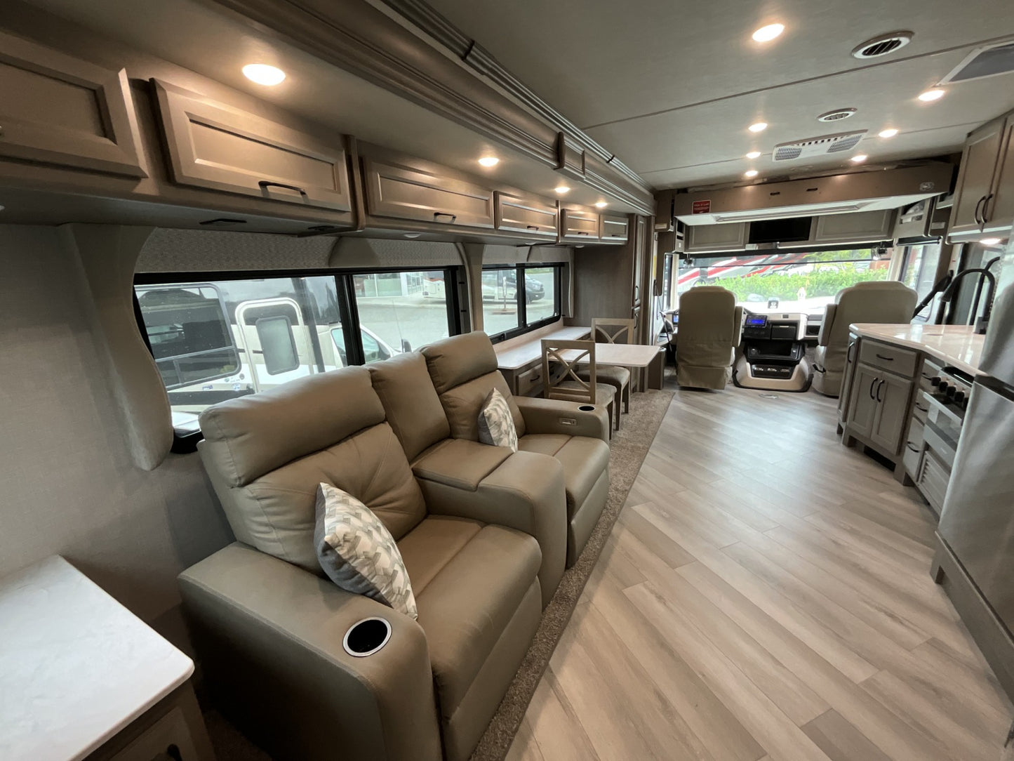 2024 Fleetwood Bounder 33C Trade-In