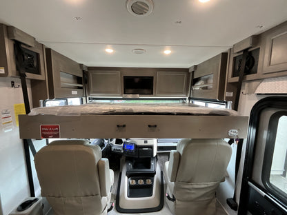 2024 Fleetwood Bounder 33C Trade-In