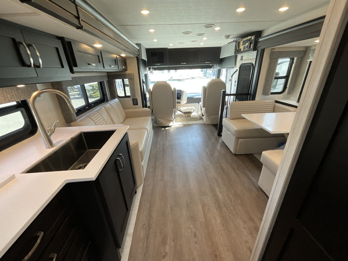 2026 Newmar Bay Star Sport 3225