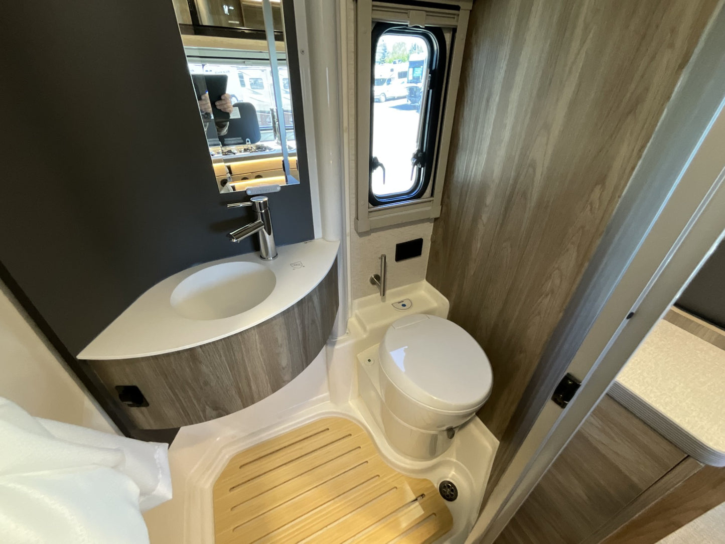 2027 Winnebago Ekko 622A Custom Painted Version
