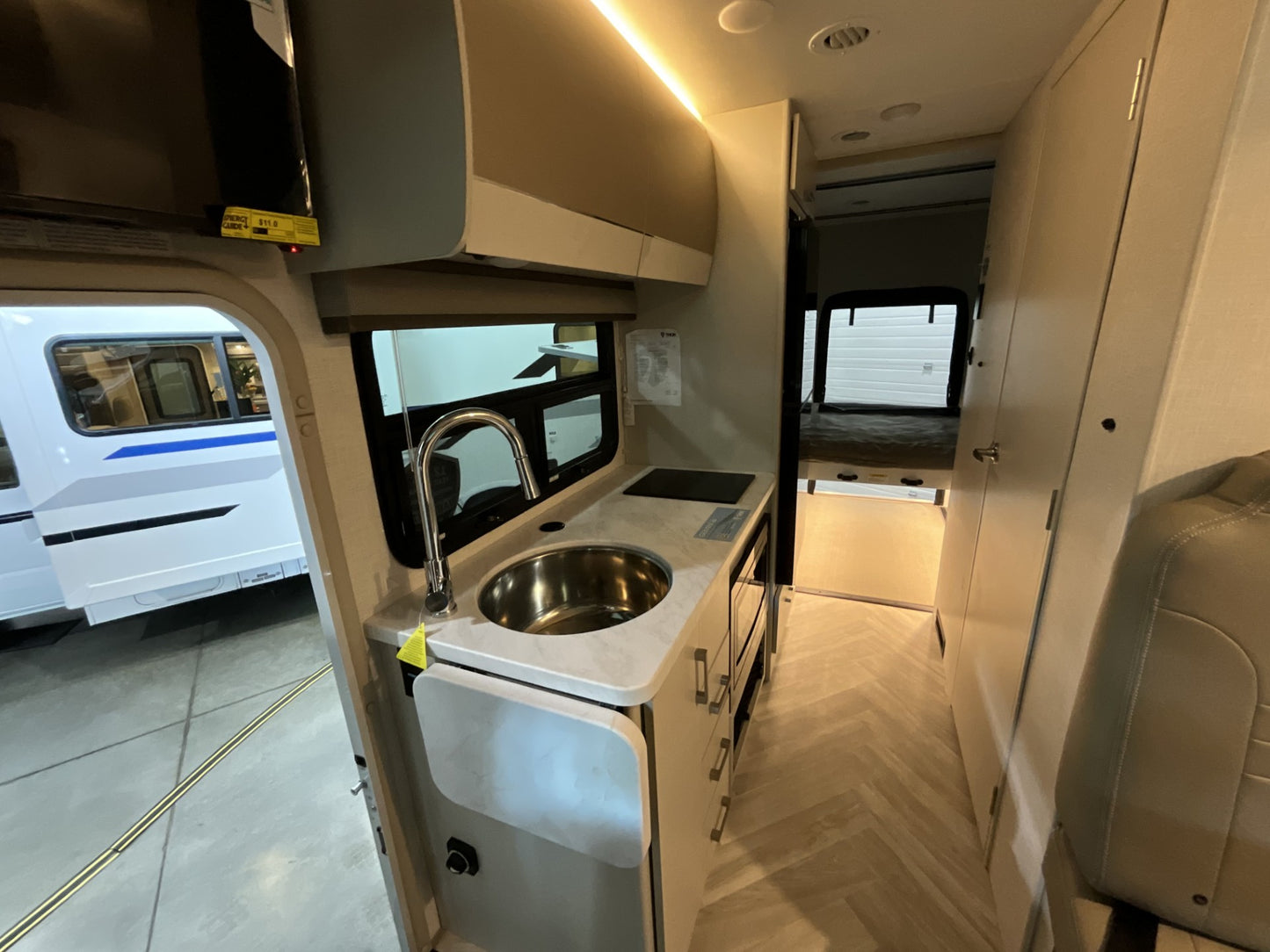 2027 Thor Gemini Trip AWD 22MT
