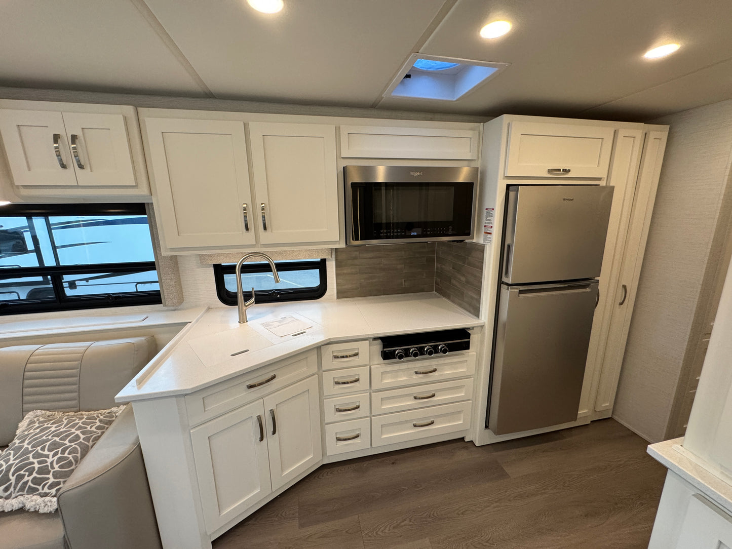 2026 Newmar Bay Star 3826