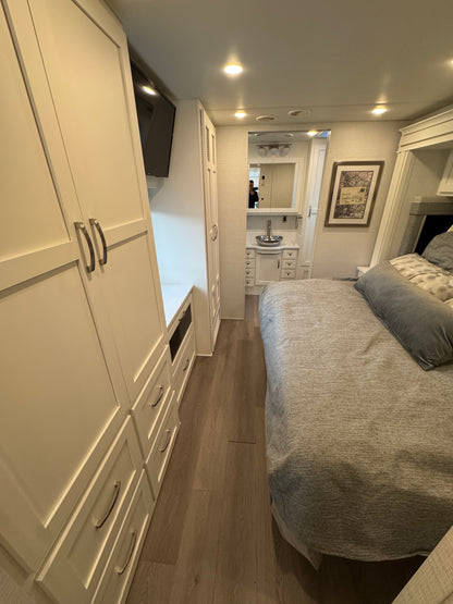 2026 Newmar Bay Star 3826