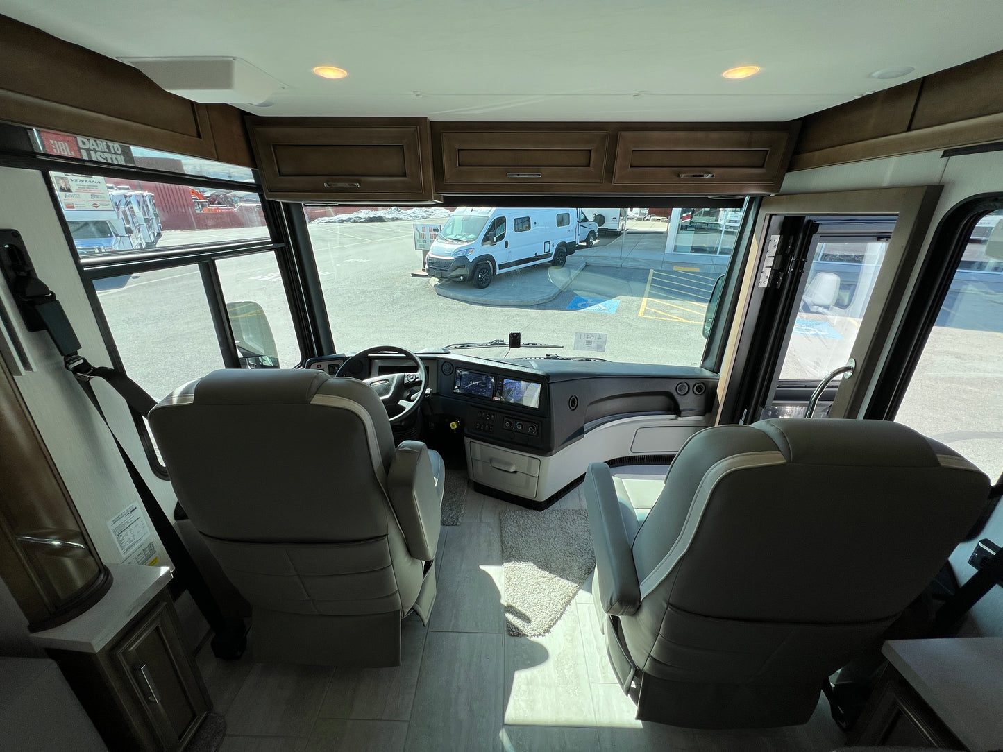 2024 Newmar Ventana 3809
