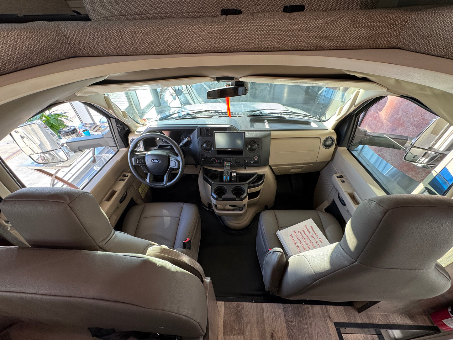 2023 Winnebago Minnie Winnie 22M