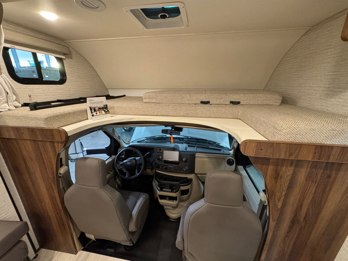 2023 Winnebago Minnie Winnie 31K