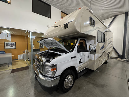 2023 Winnebago Minnie Winnie 25B (SOLD OUT)