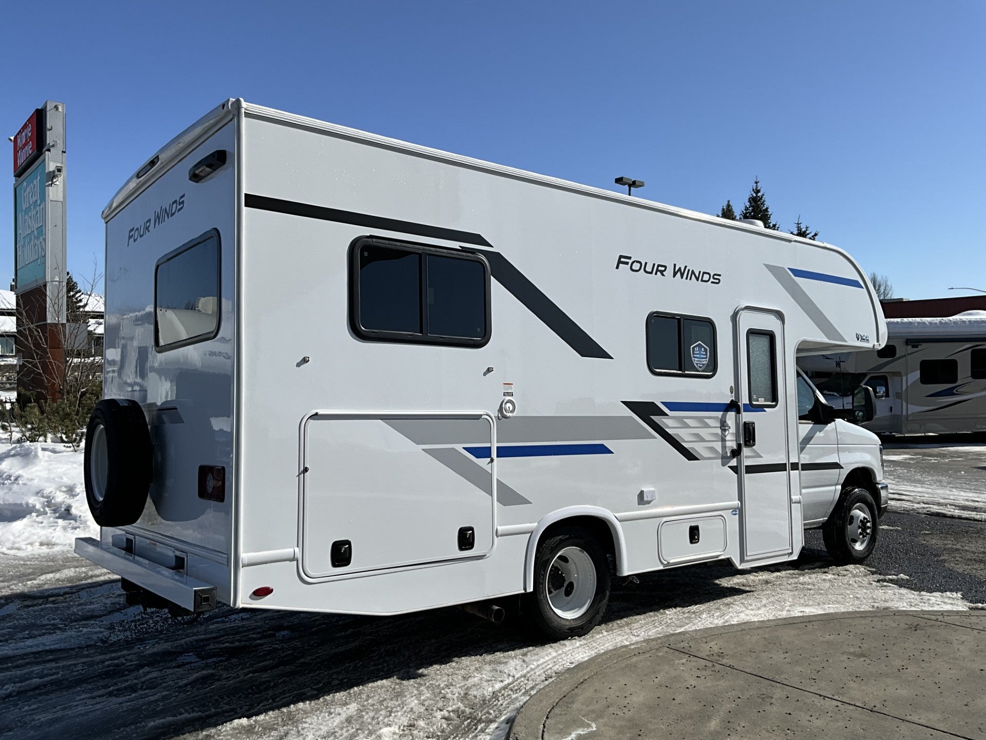 2027 Thor Four Winds 21Z – Great Alaskan Holidays