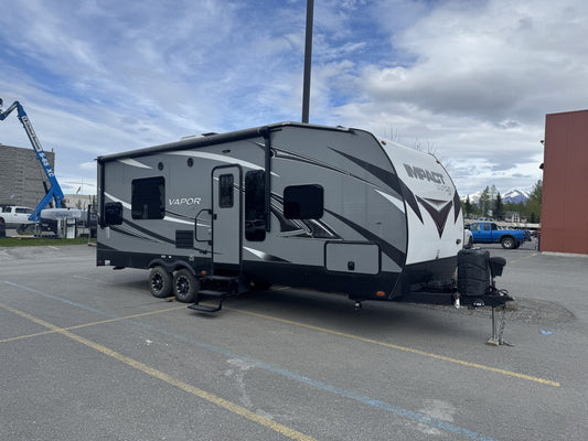 2016 Keystone Vapor Lite 26-V Toy Hauler