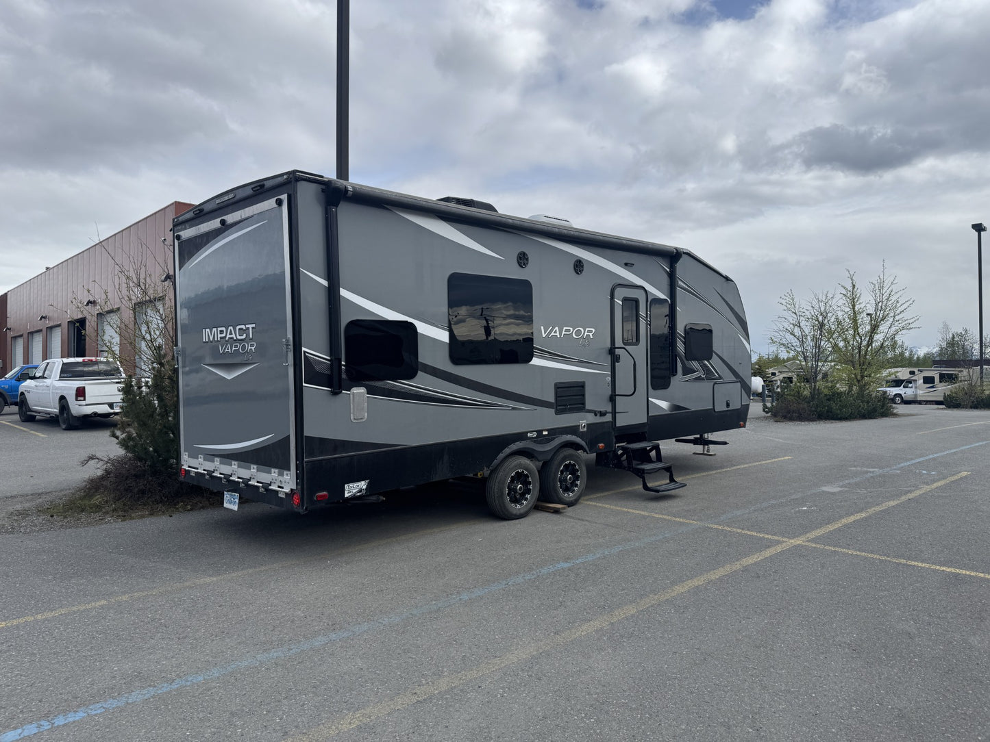 2016 Keystone Vapor Lite 26-V Toy Hauler