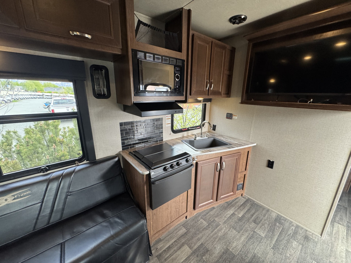 2016 Keystone Vapor Lite 26-V Toy Hauler