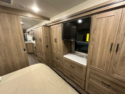 2024 Winnebago Vista 34R