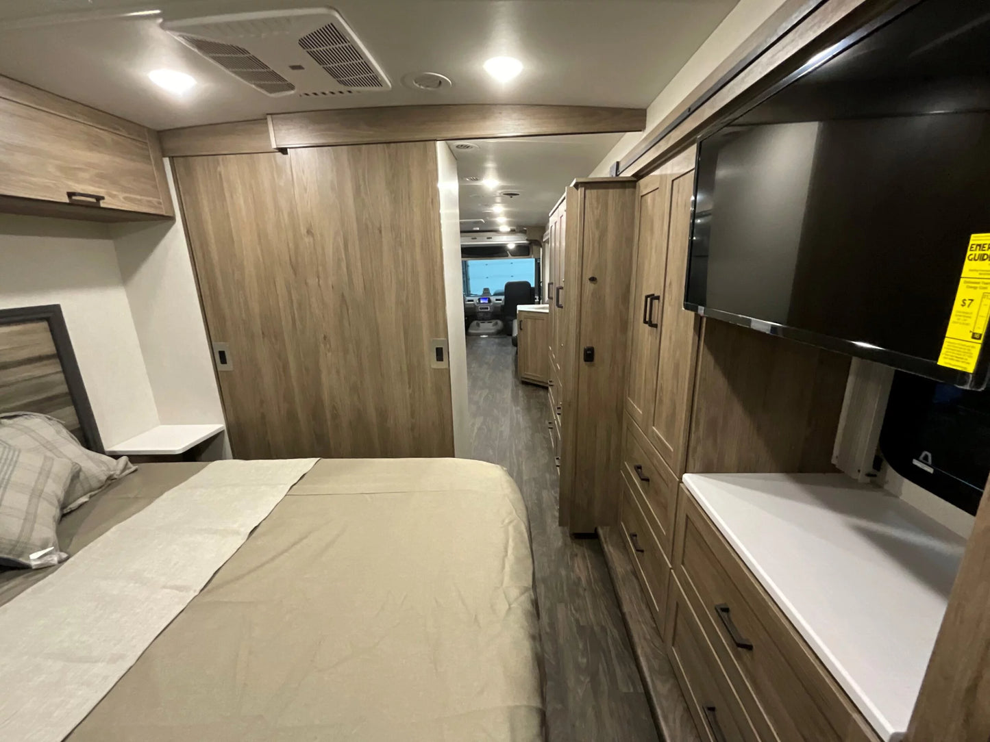 2024 Winnebago Vista 34R