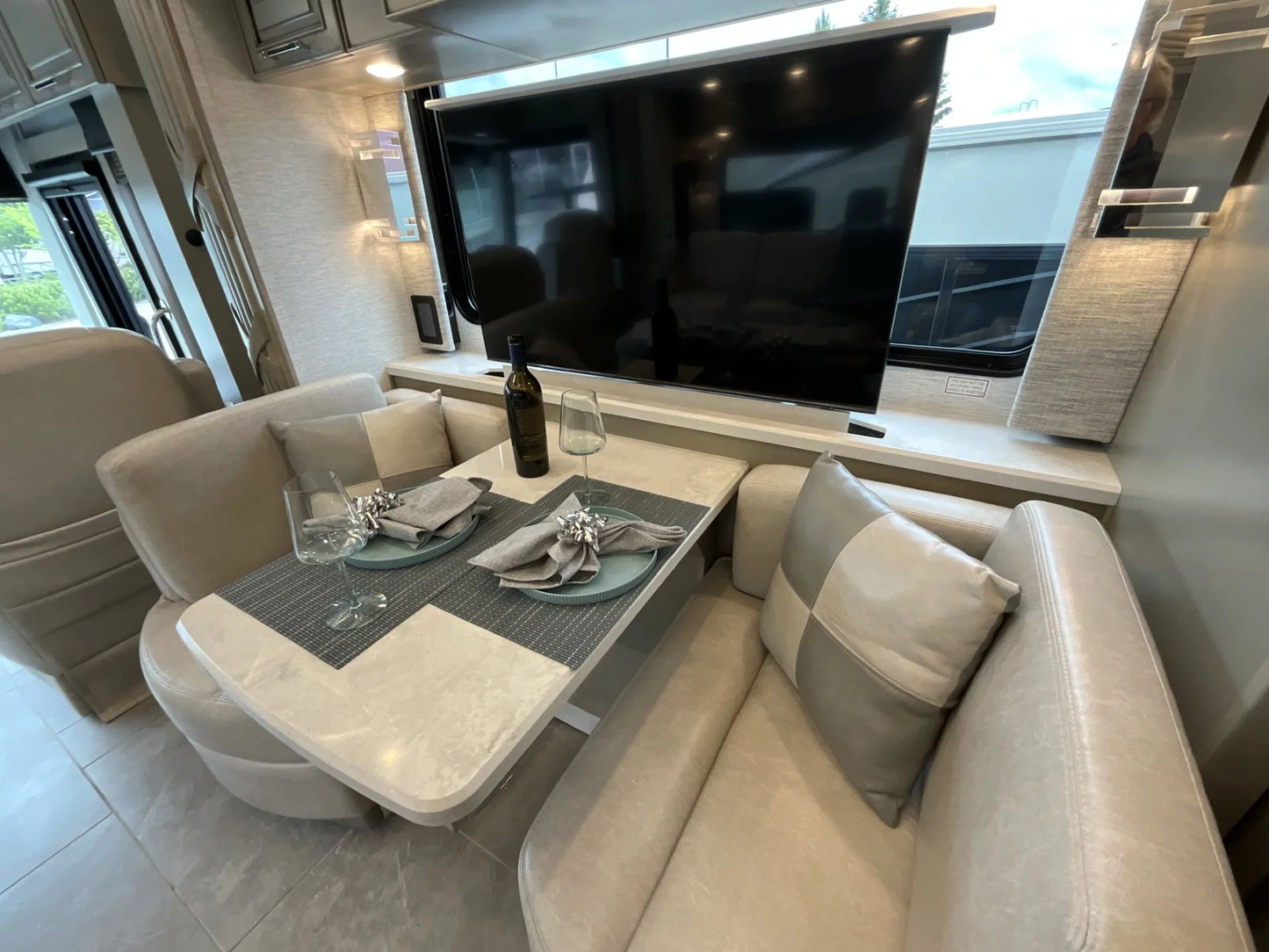2024 Newmar Mountain Aire 3825