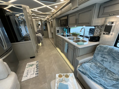 2024 Newmar Mountain Aire 3825