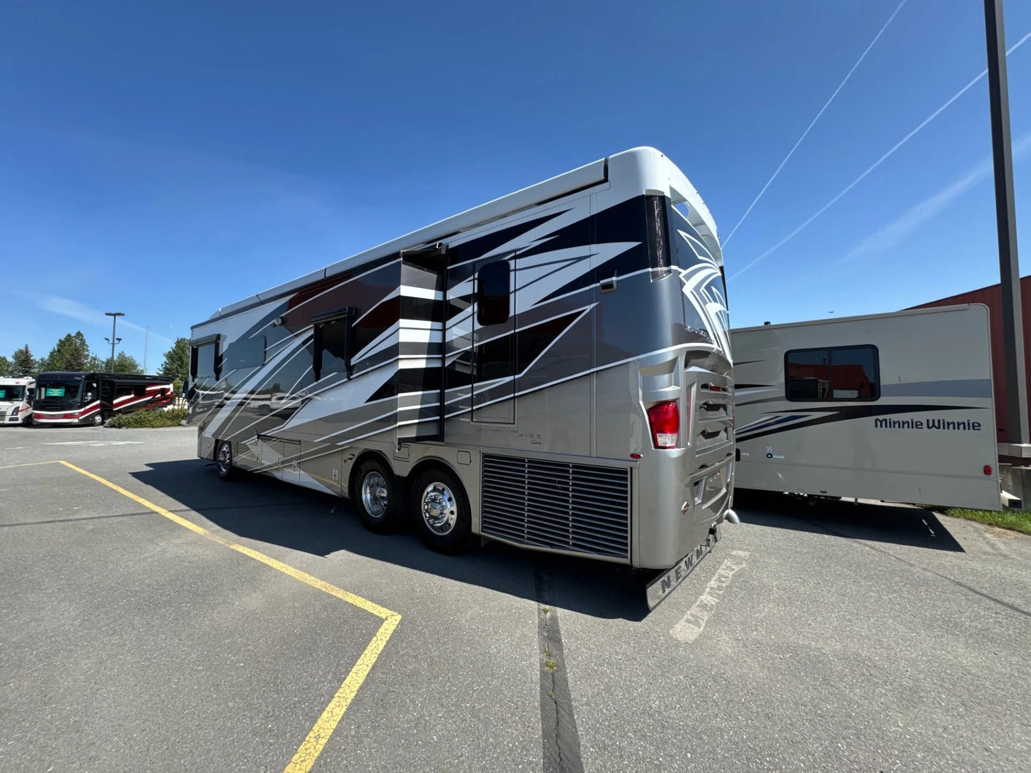 2024 Newmar Mountain Aire 3825