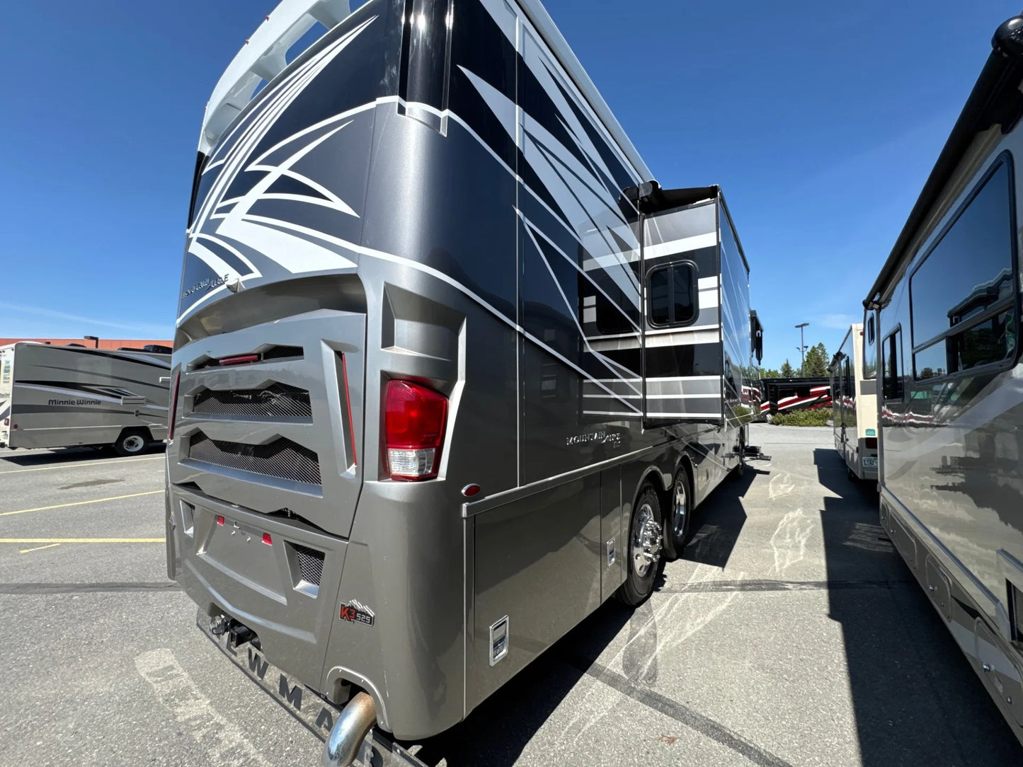 2024 Newmar Mountain Aire 3825
